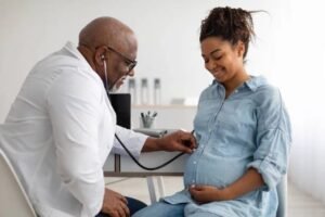 الرابط بين بطانة الرحم المهاجرة والحمل